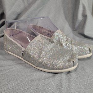 TOMS Glitter canvas shoe NWOT